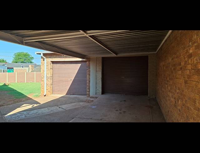 3 BEDROOM FREEHOLD TO LET IN EDELWEISS